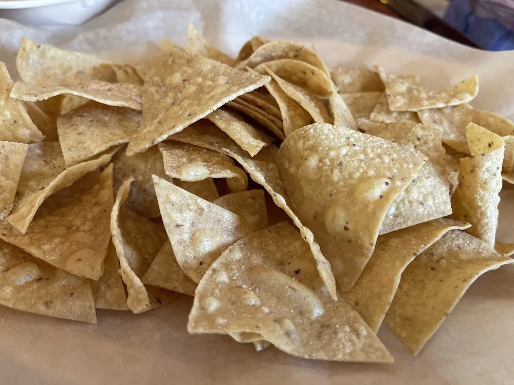 Tortilla Chips Con Salsa